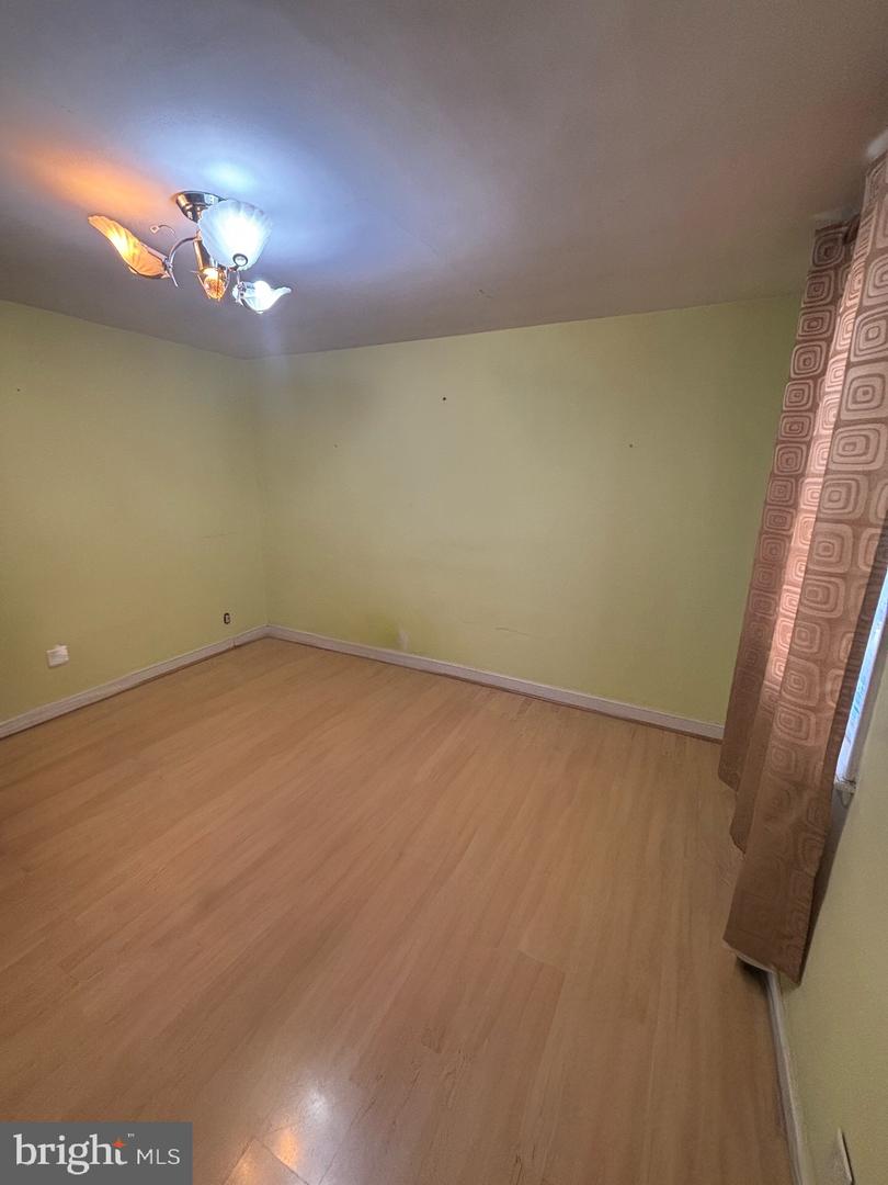 7223 Lynford St Property Photo 12