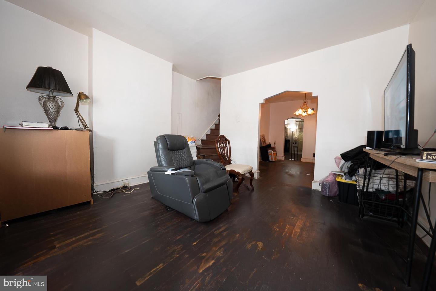 405 W Penn St Property Photo 10