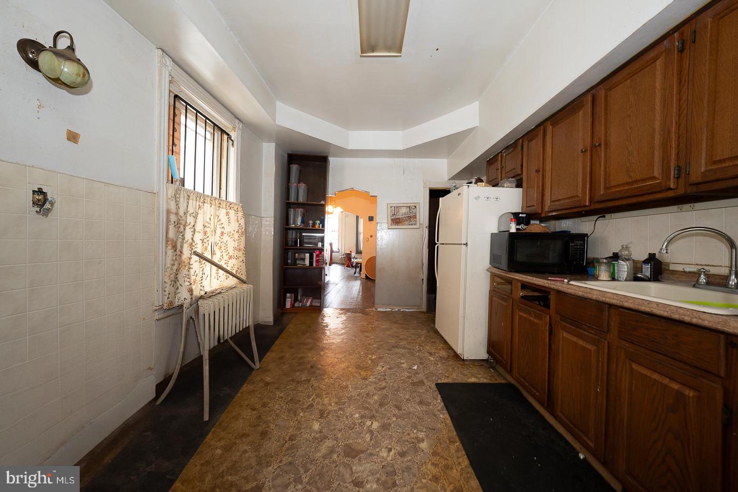 405 W Penn St Property Photo 11