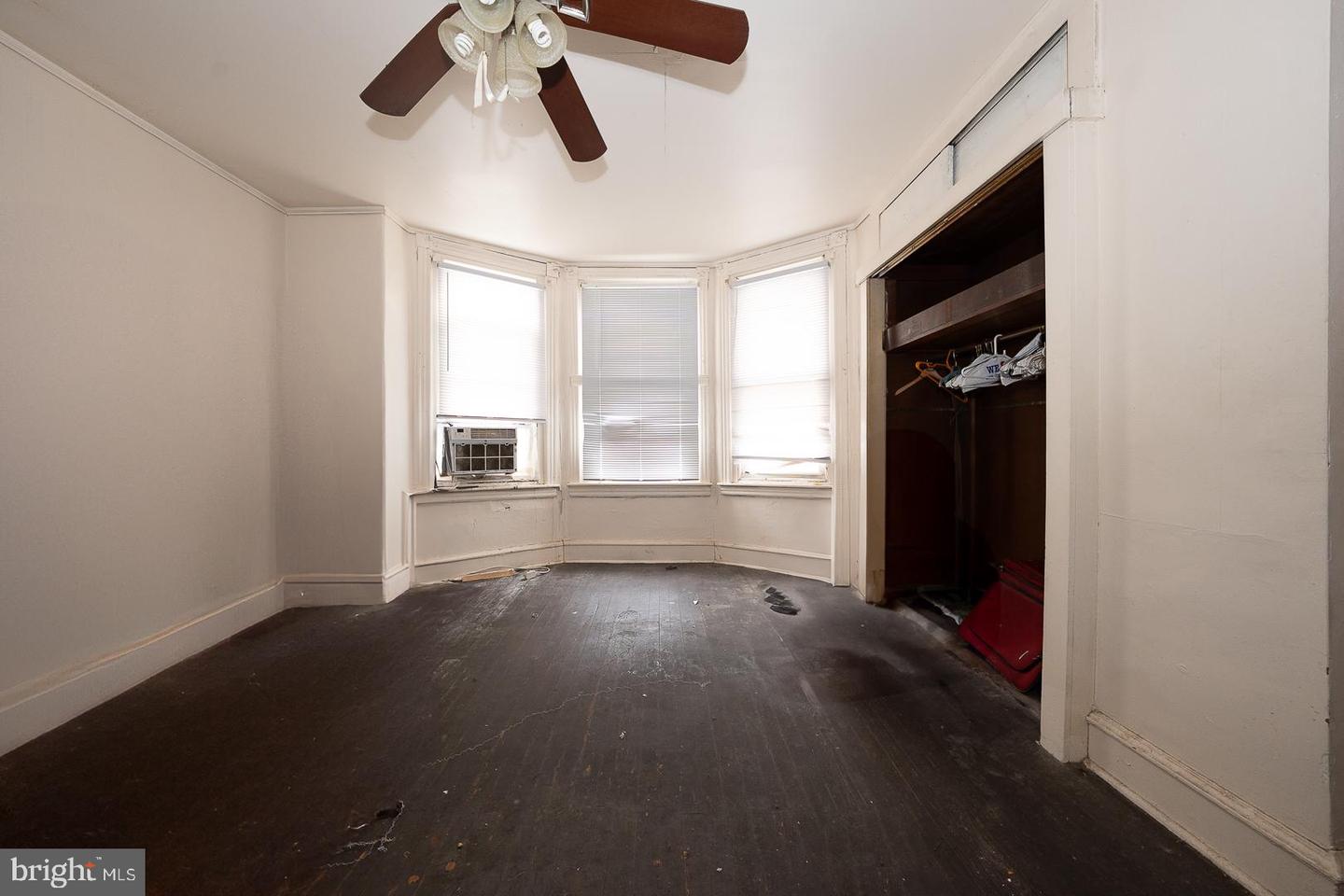 405 W Penn St Property Photo 16