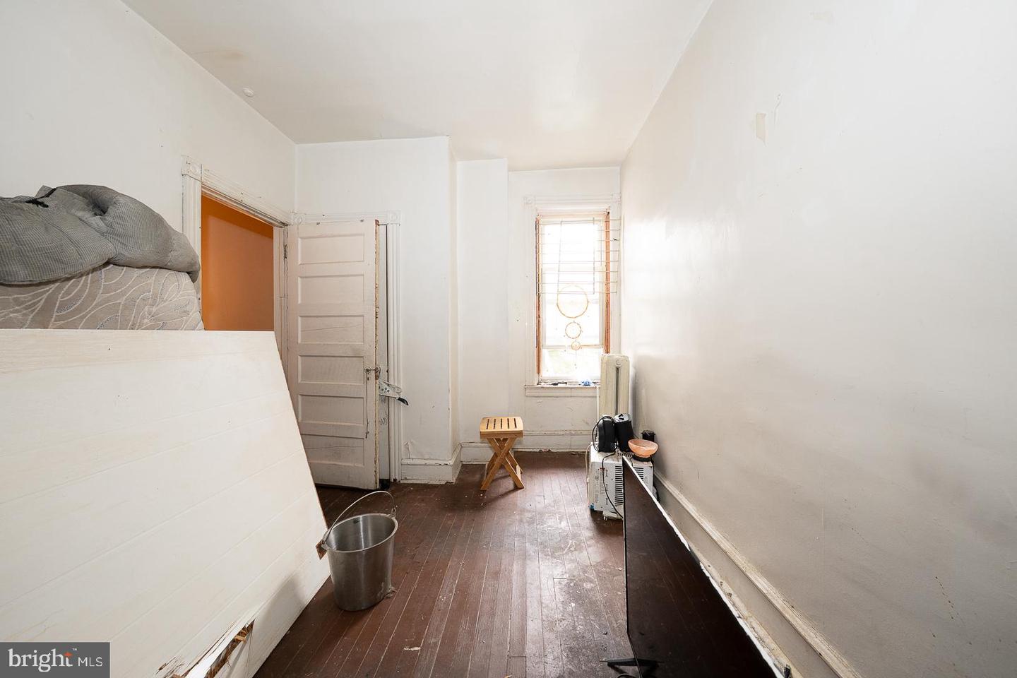 405 W Penn St Property Photo 17