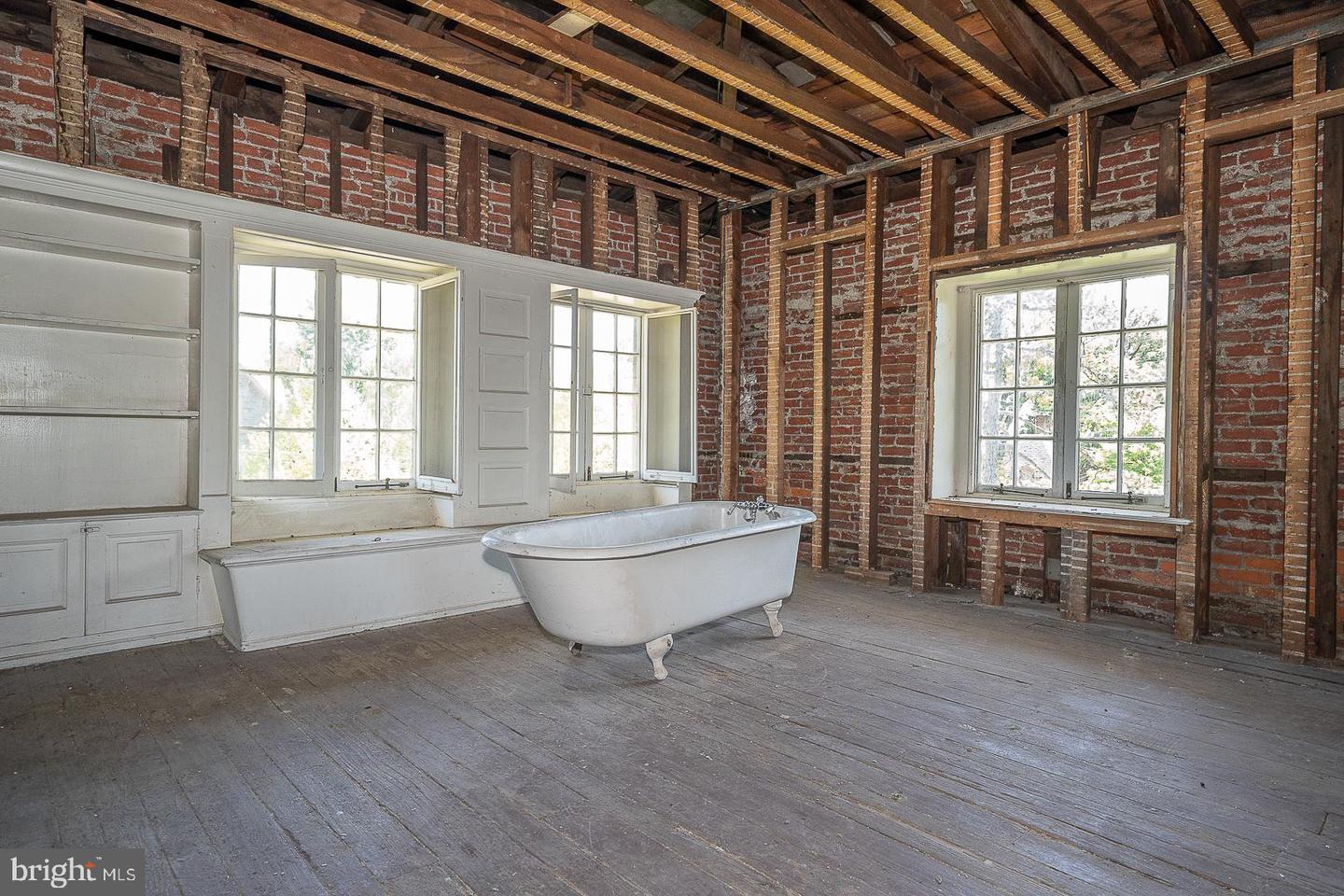 5 E Chestnut Hill Ave Property Photo 16