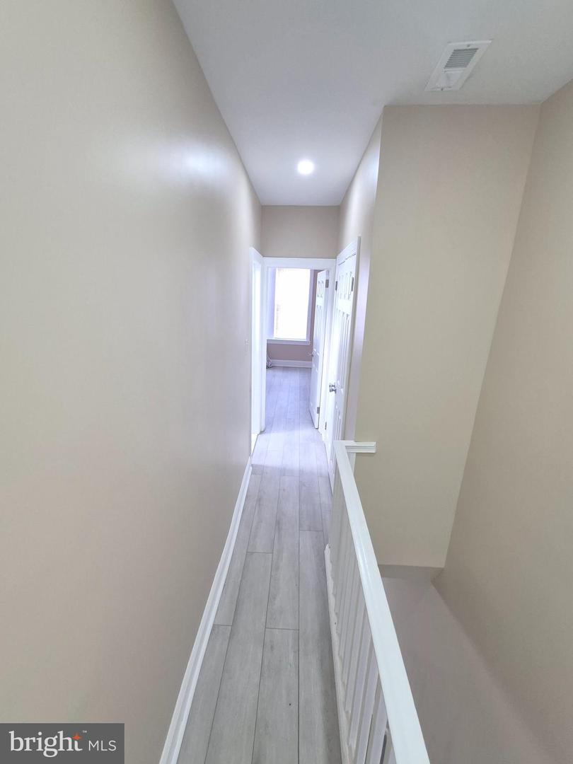 6136 Walker St Property Photo 19