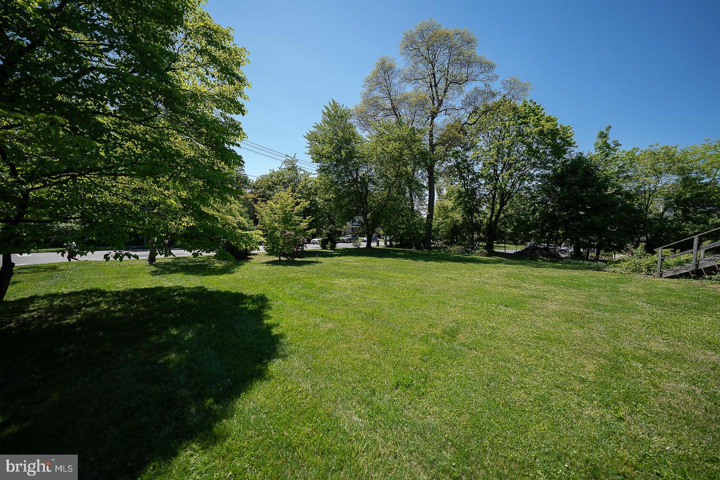 3 E Chestnut Hill Ave Property Photo 1