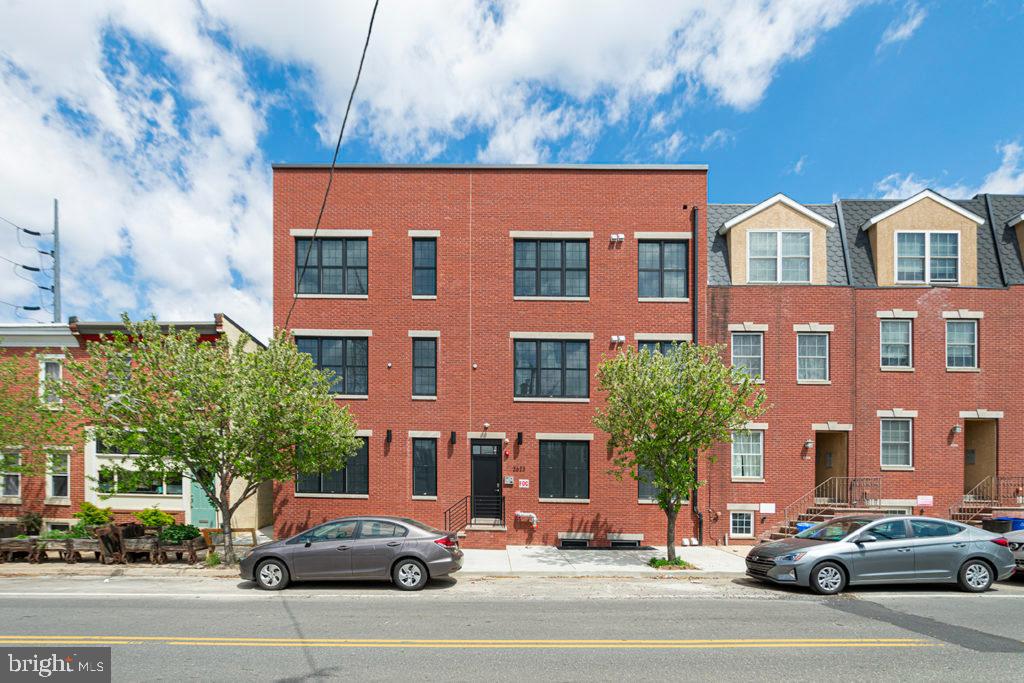 2623 Christian St #unit 301 Property Photo 17