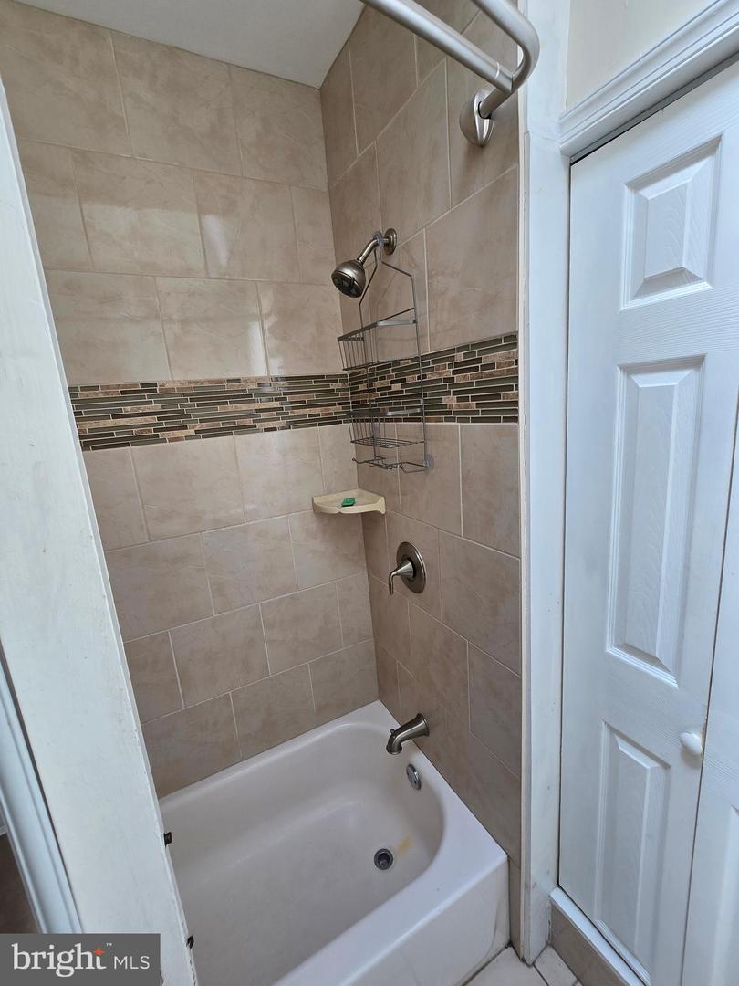 5925 Reach St Property Photo 33