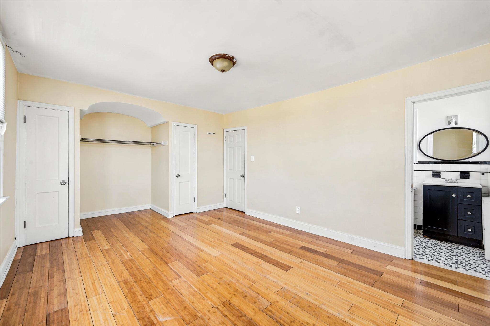 6701 Kindred St Property Photo 12