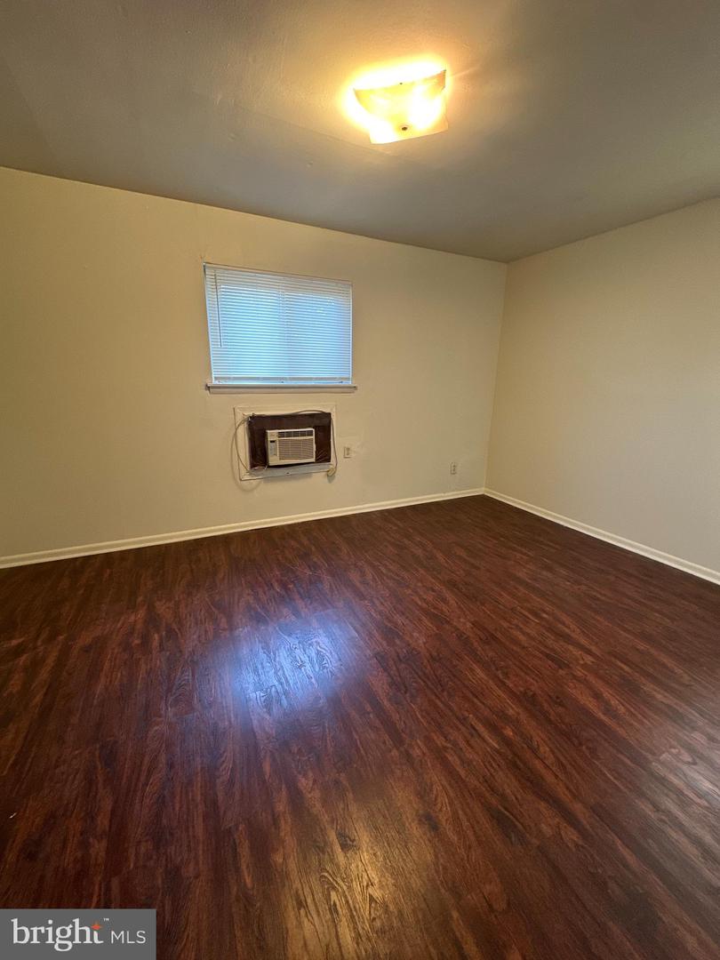 7909 Dungan Rd #4b Property Photo 6