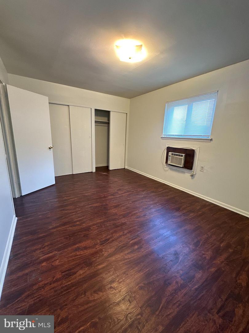 7909 Dungan Rd #4b Property Photo 7