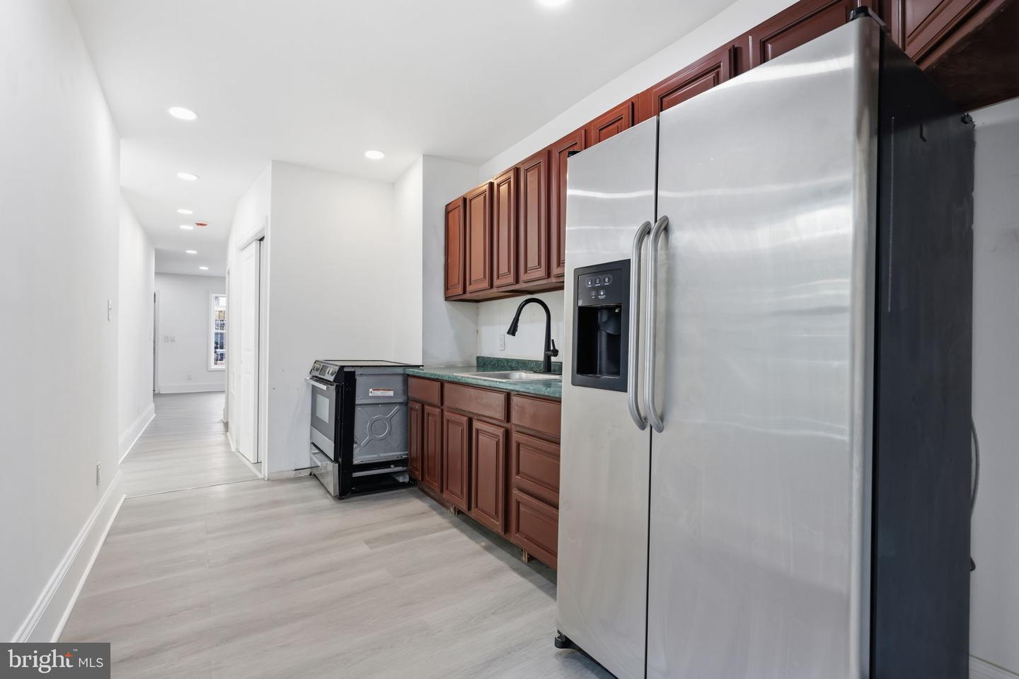 1820 Plum Property Photo 11