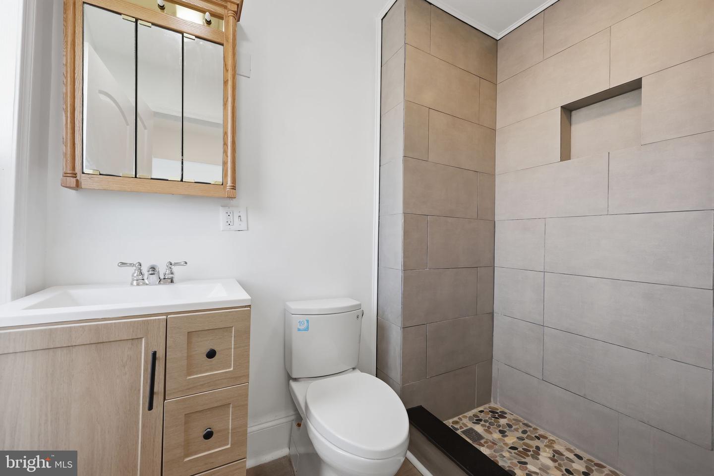 1820 Plum Property Photo 19