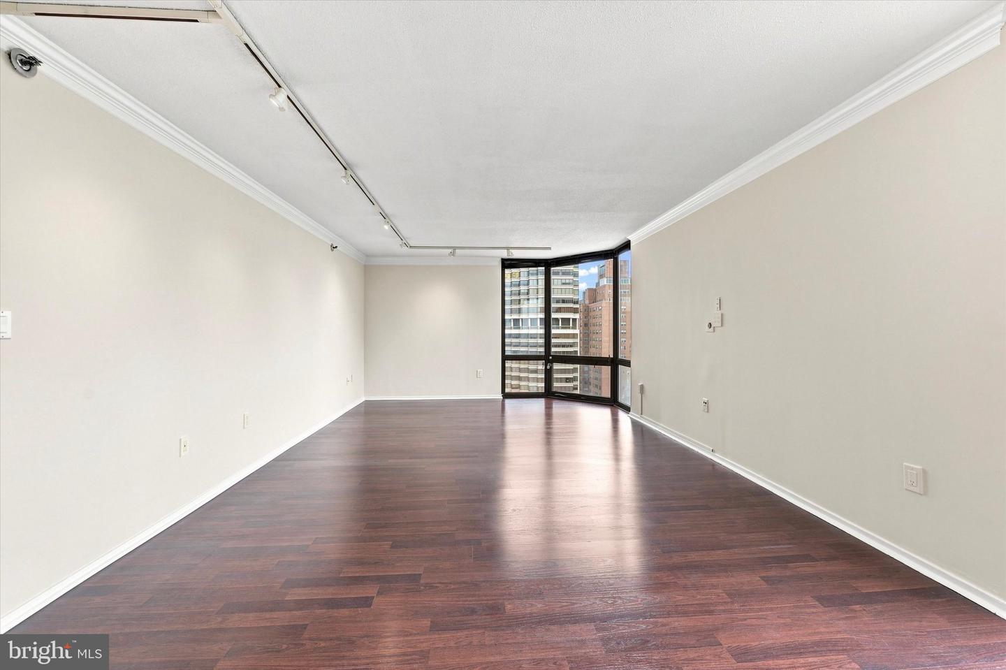 2018-32 Walnut St #23e Property Photo 11