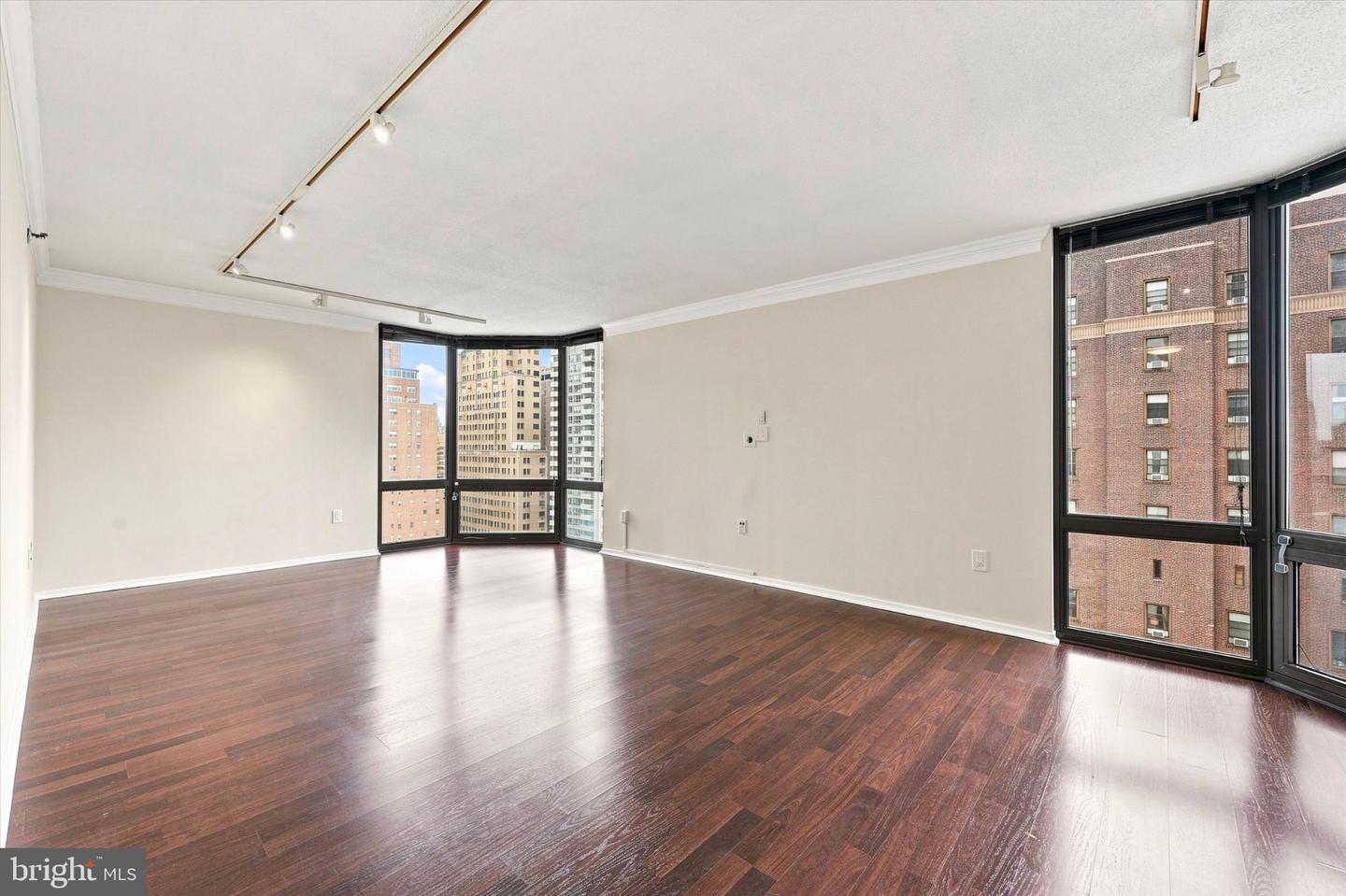 2018-32 Walnut St #23e Property Photo 22