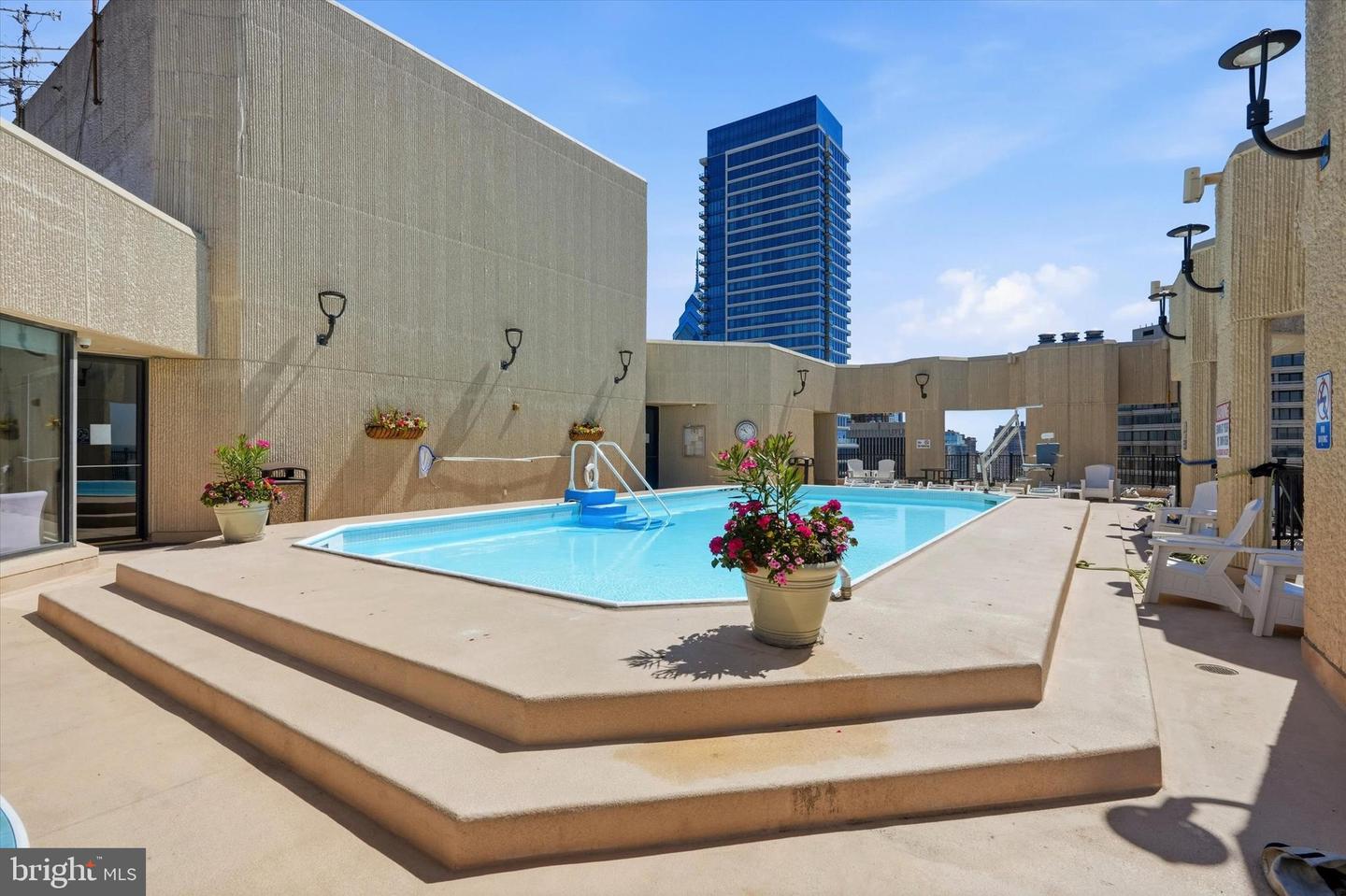 2018-32 Walnut St #23e Property Photo 24