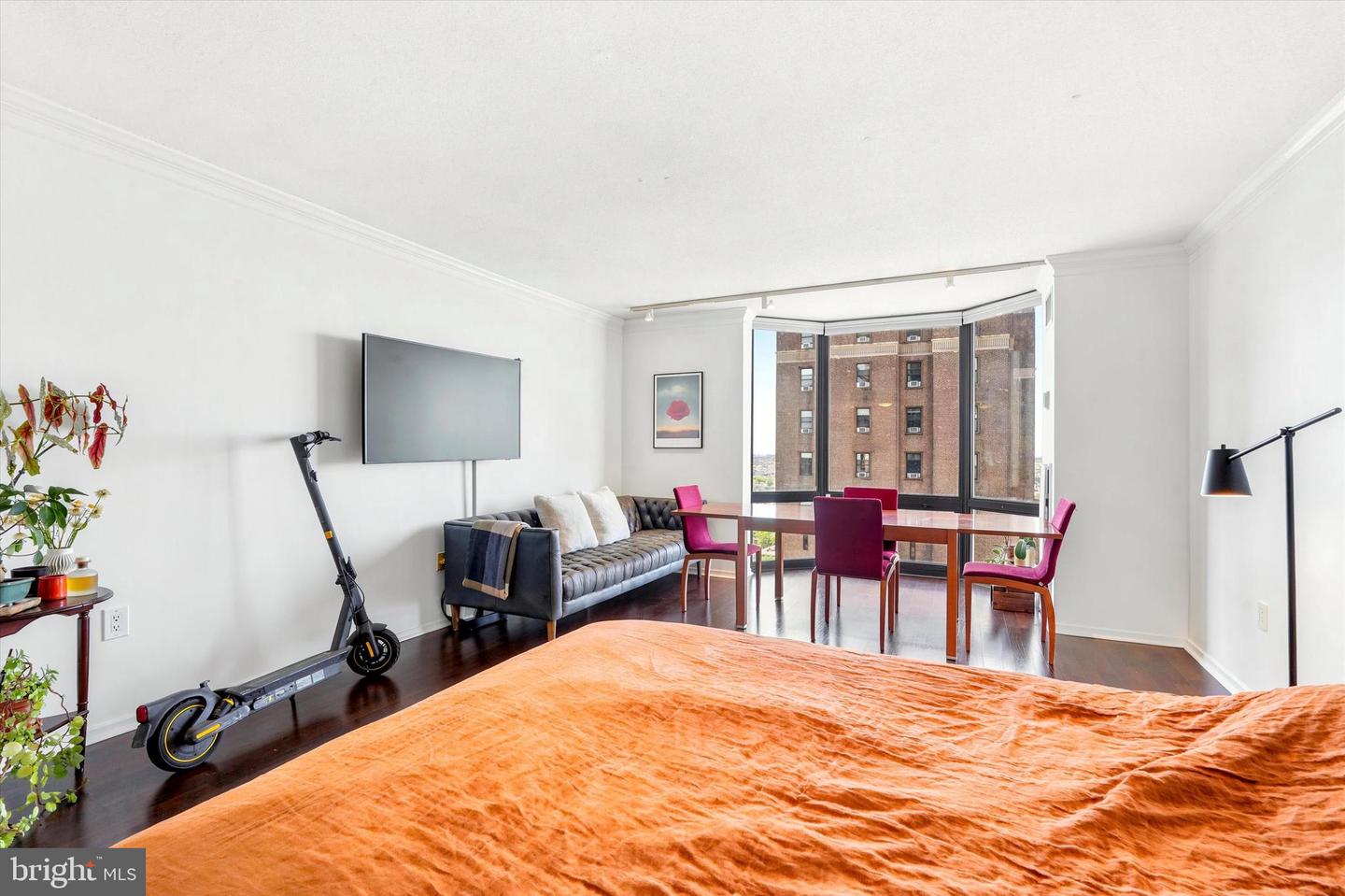 2018-32 Walnut St #23f Property Photo 6