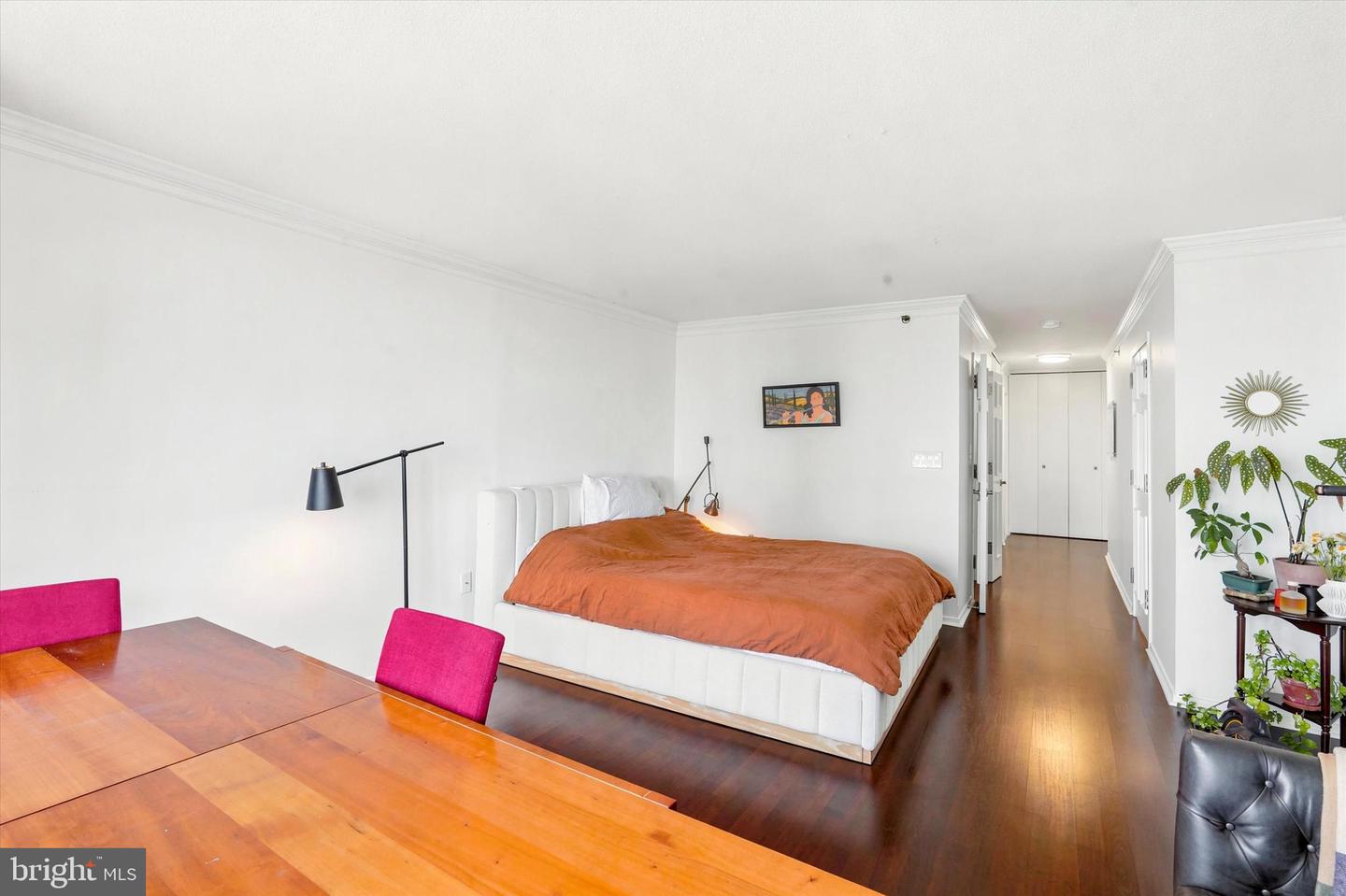 2018-32 Walnut St #23f Property Photo 9