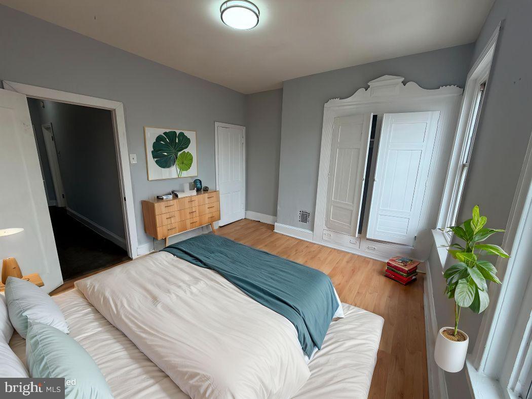 3462 N Lee St Property Photo 6