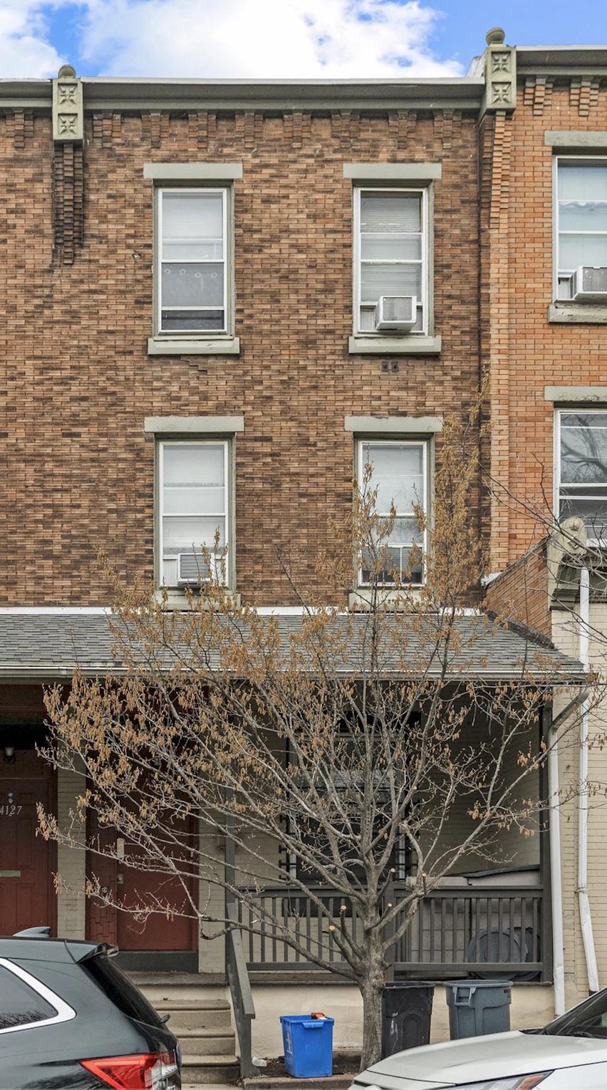 4125 Woodland Ave Property Photo 1