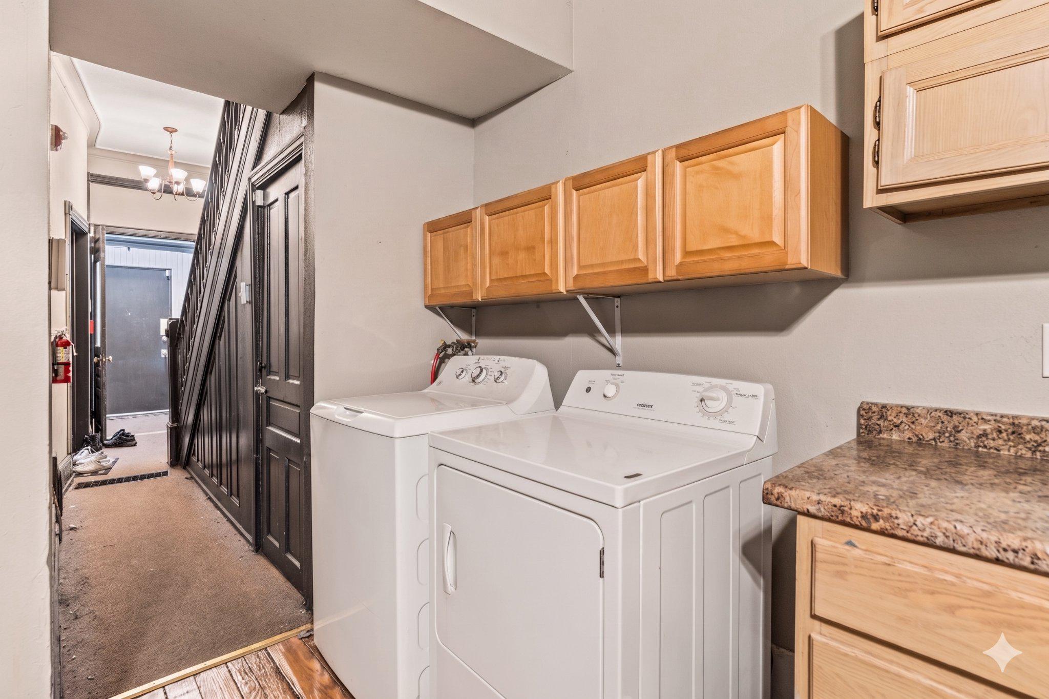 4125 Woodland Ave Property Photo 4