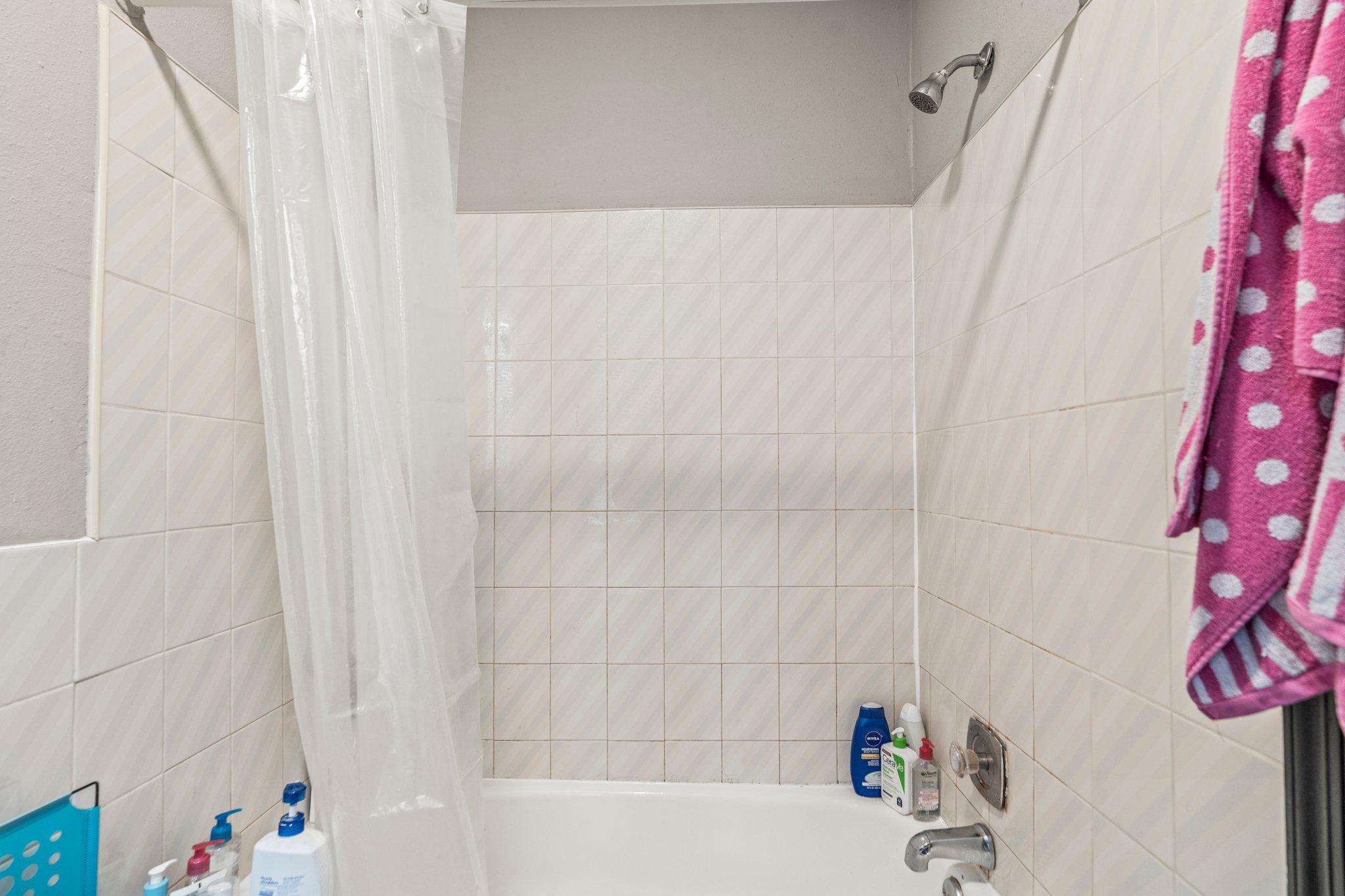 4125 Woodland Ave Property Photo 13