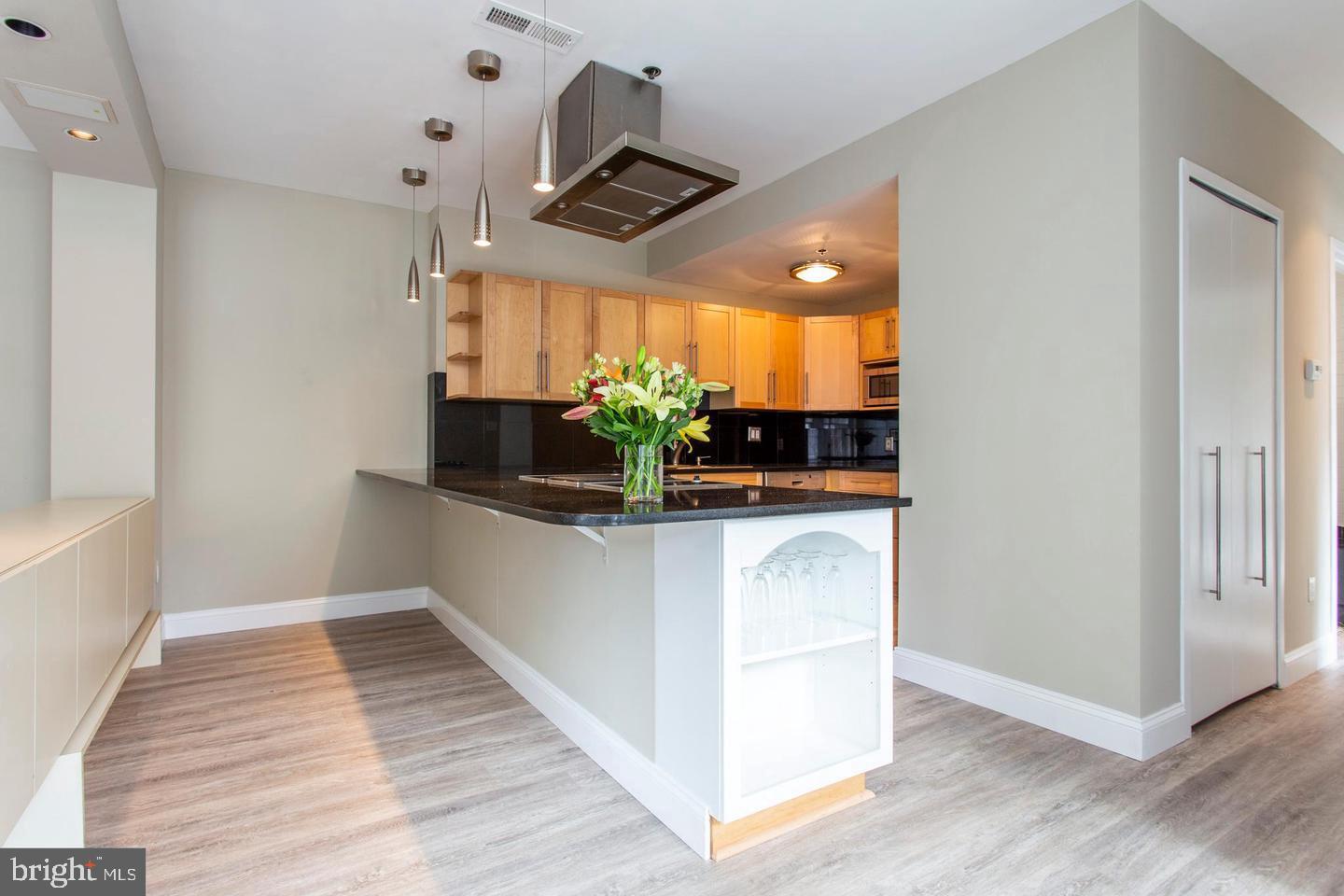 306 Cherry St #1r Property Photo 12