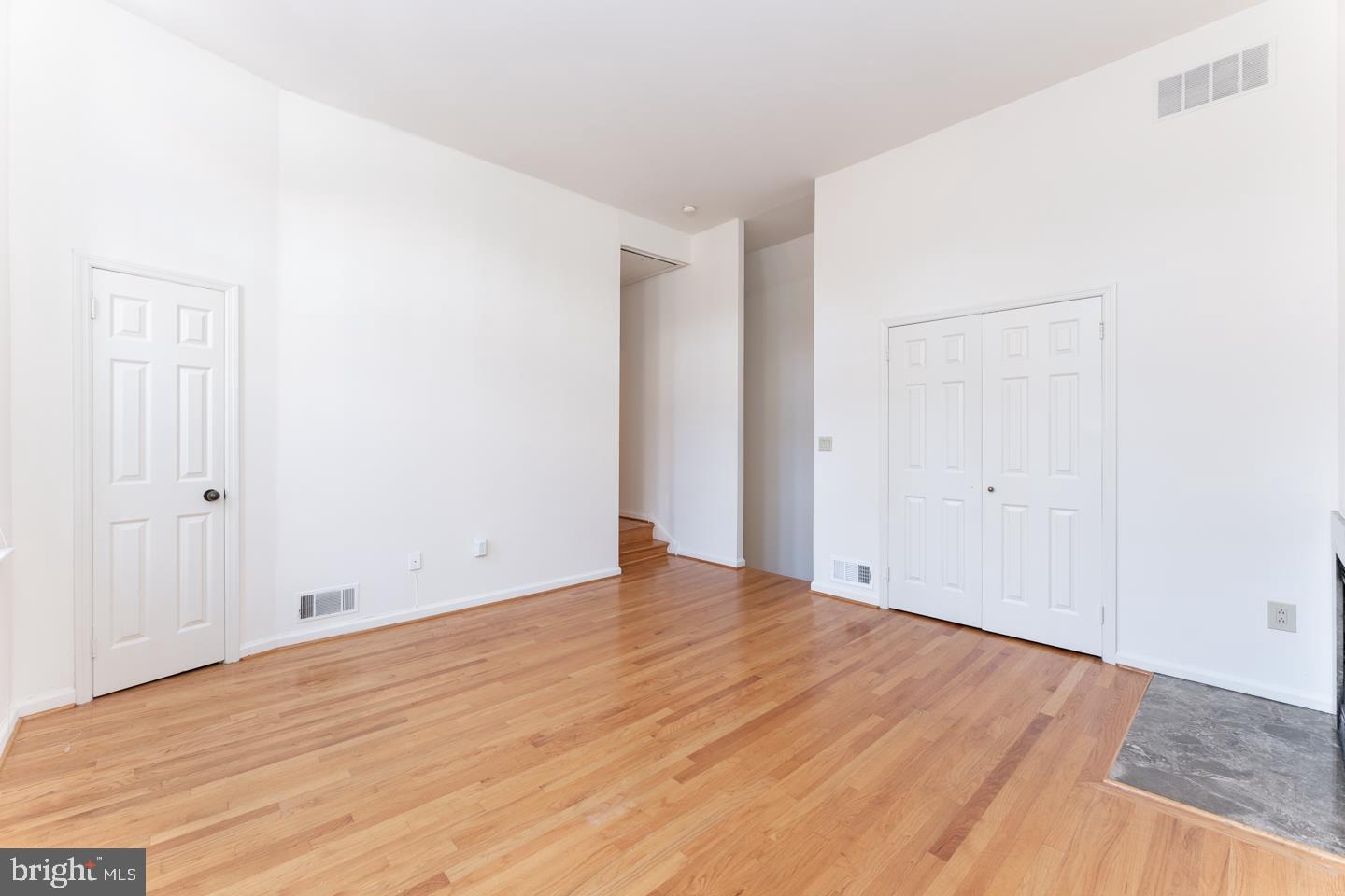 2032 Walnut St Property Photo 11