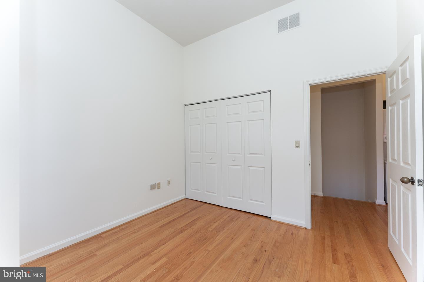 2032 Walnut St Property Photo 18
