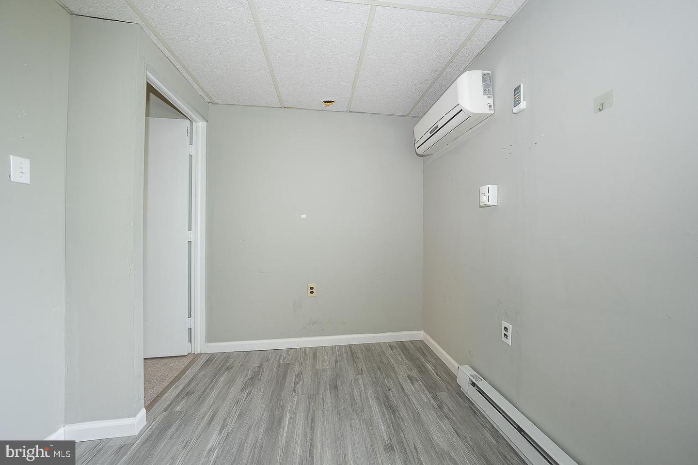 8002 Frankford Ave Property Photo 7