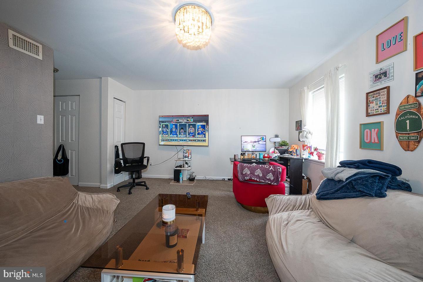 8002 Frankford Ave Property Photo 16