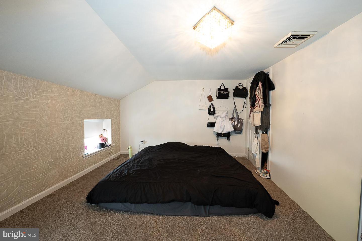 8002 Frankford Ave Property Photo 18