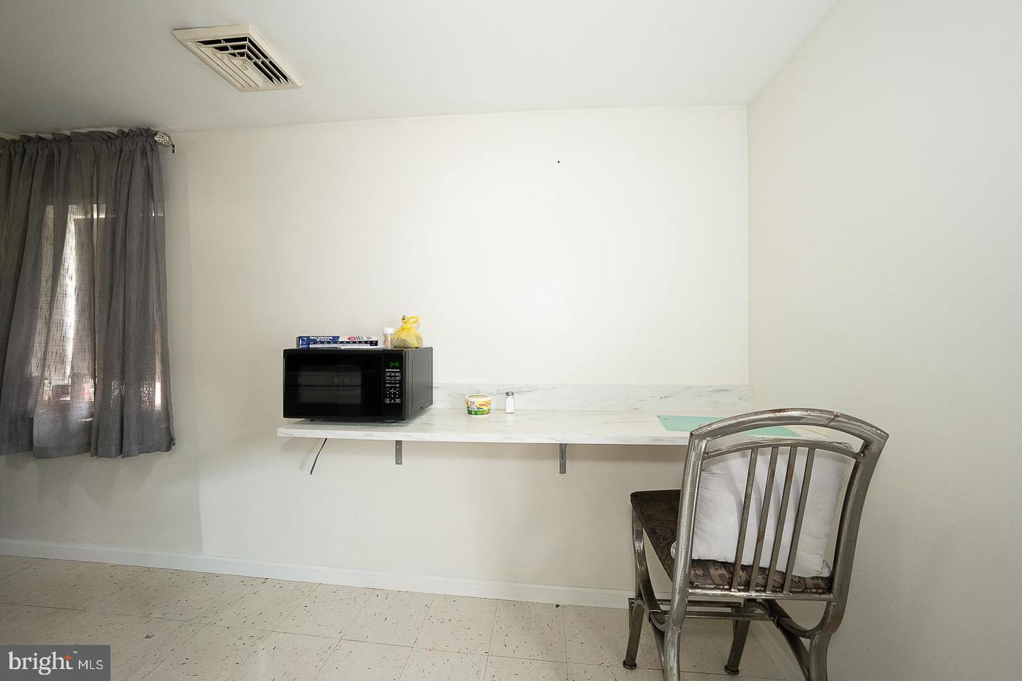 8002 Frankford Ave Property Photo 25