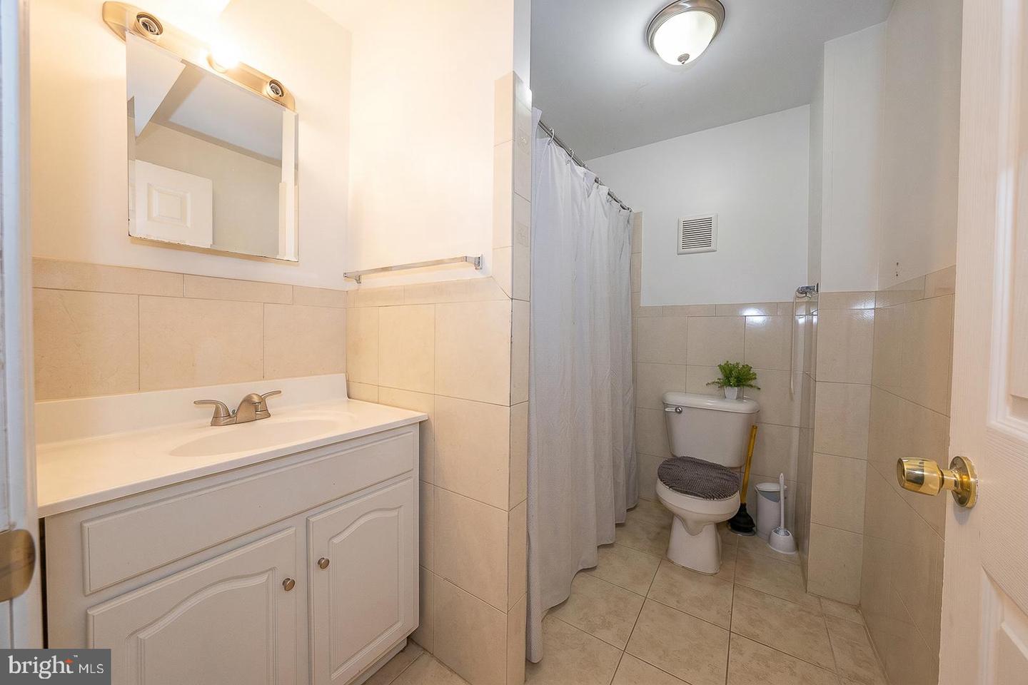 8002 Frankford Ave Property Photo 29