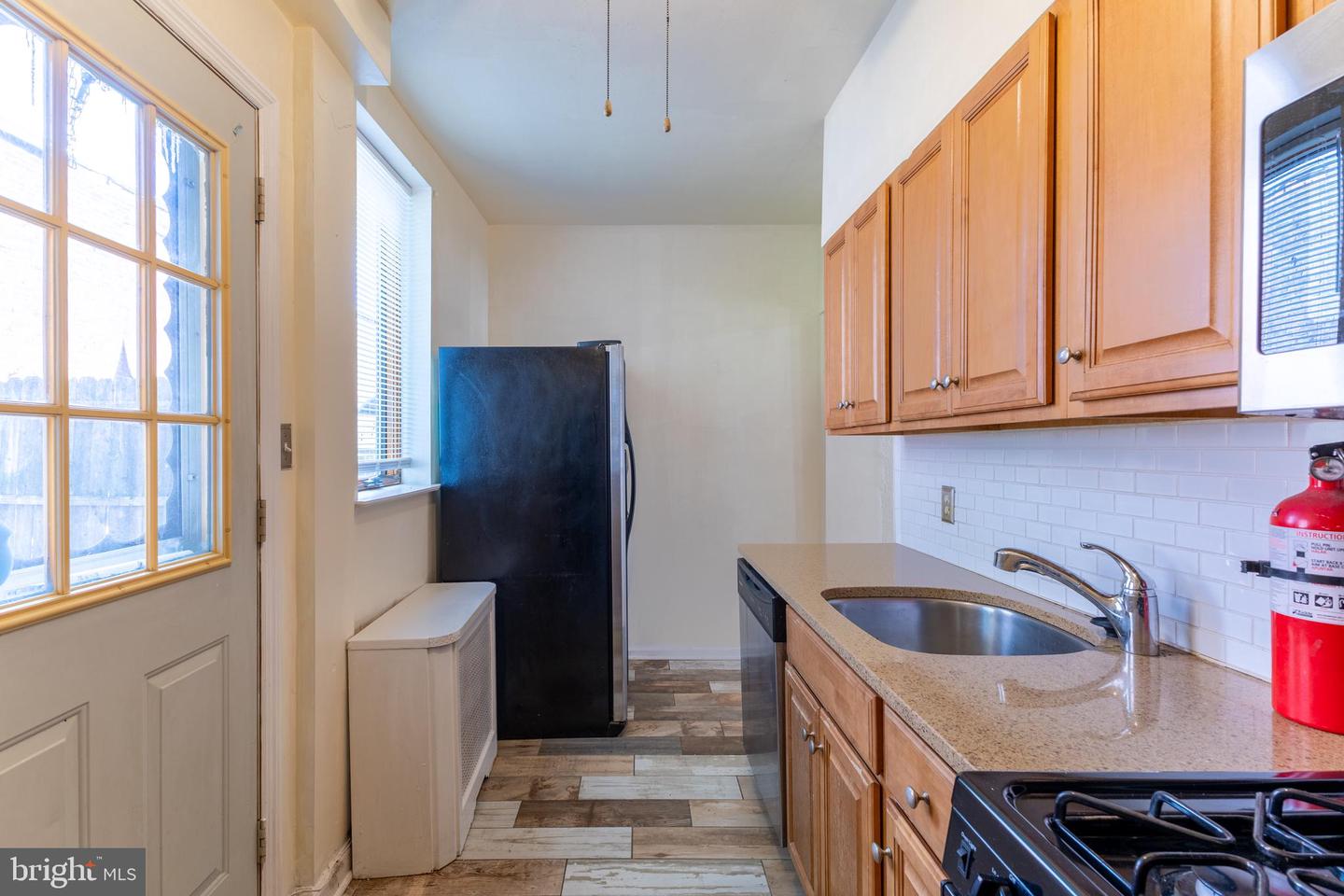 122 W Salaignac St Property Photo 10