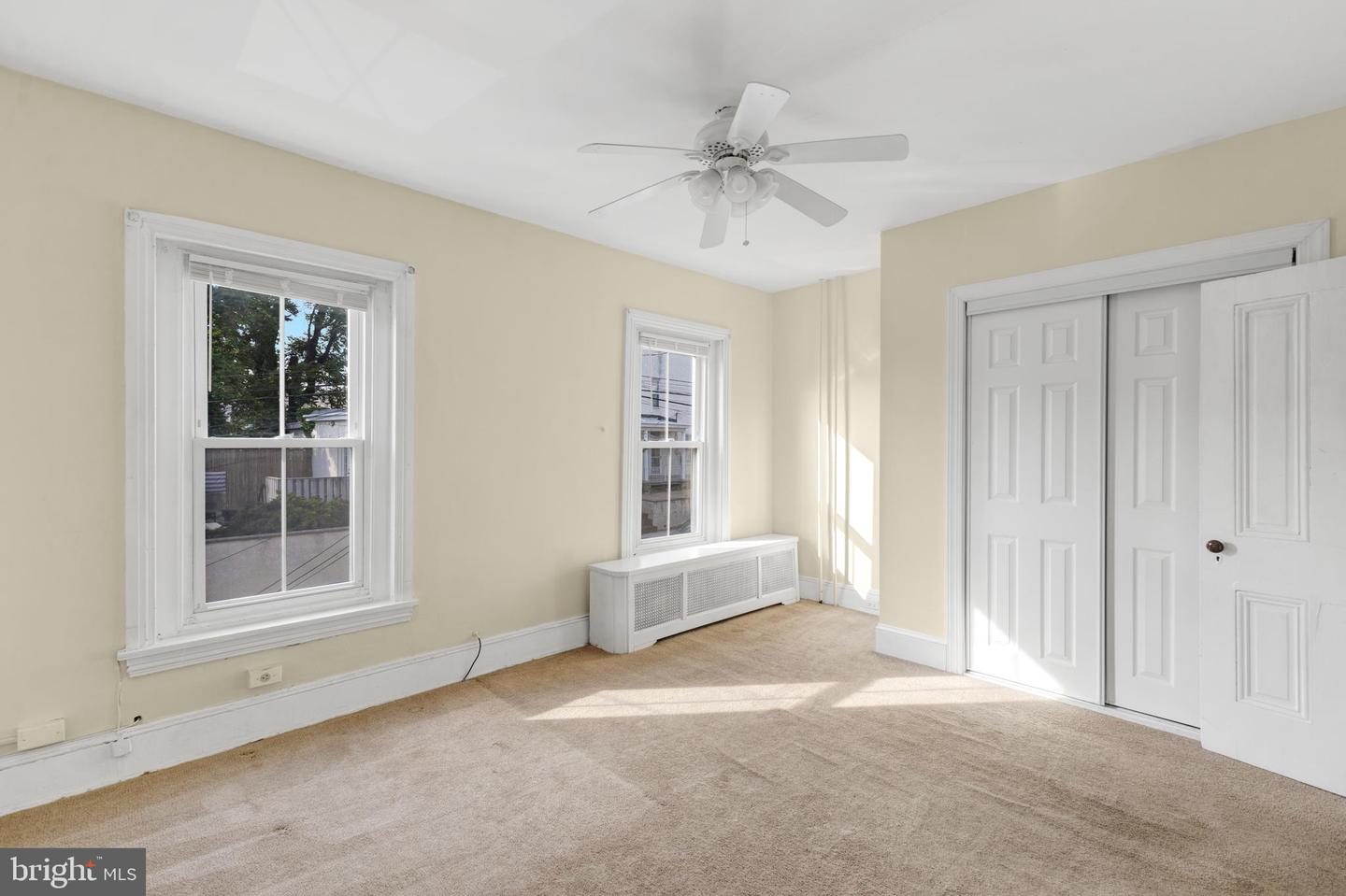 122 W Salaignac St Property Photo 17