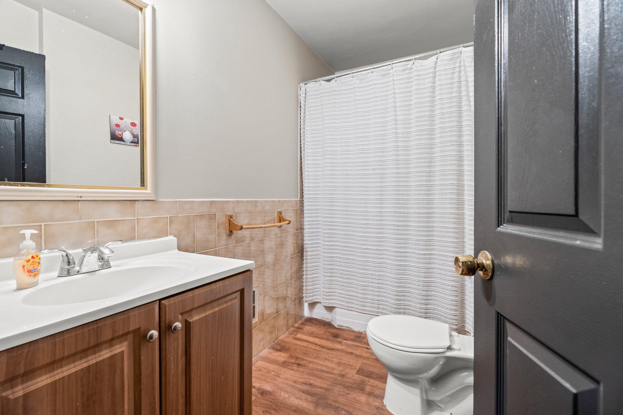 4127 Woodland Ave Property Photo 18