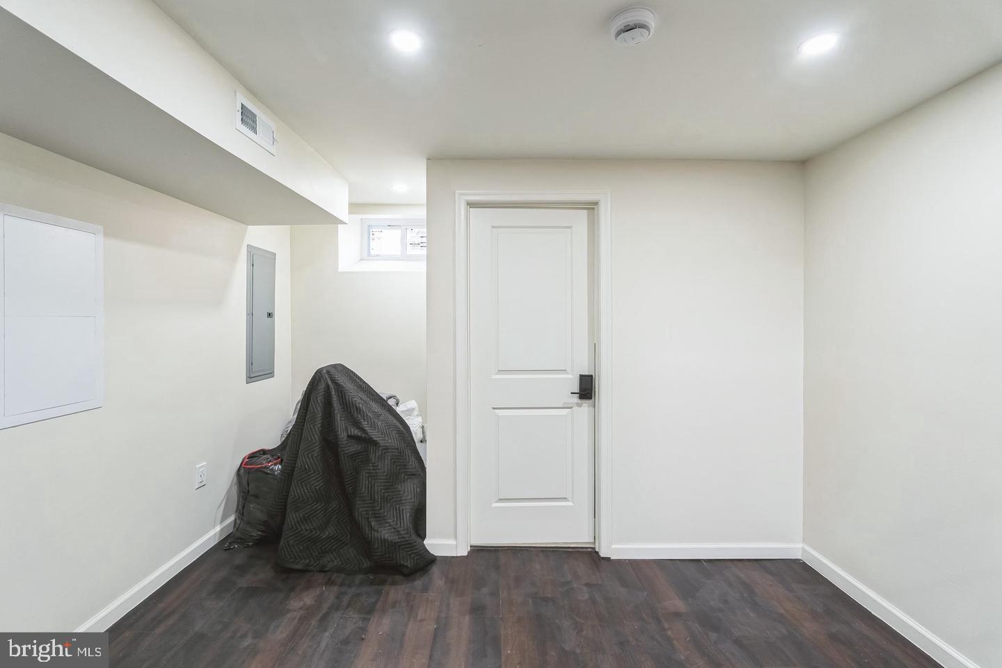 2420 Harlan St Property Photo 9