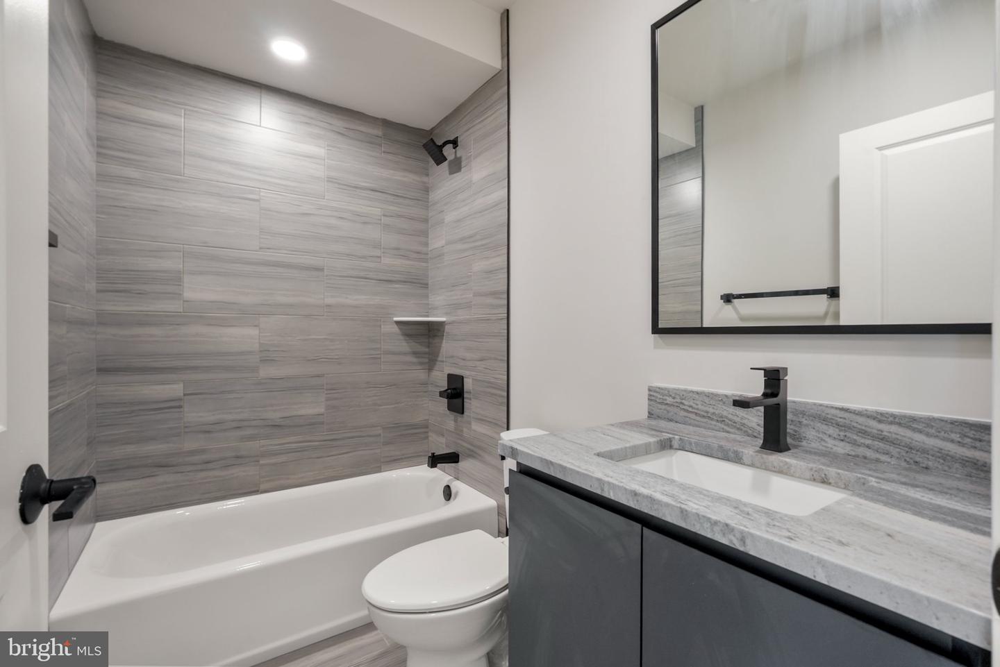 4013 Marilyn Dr #a95 Property Photo 9