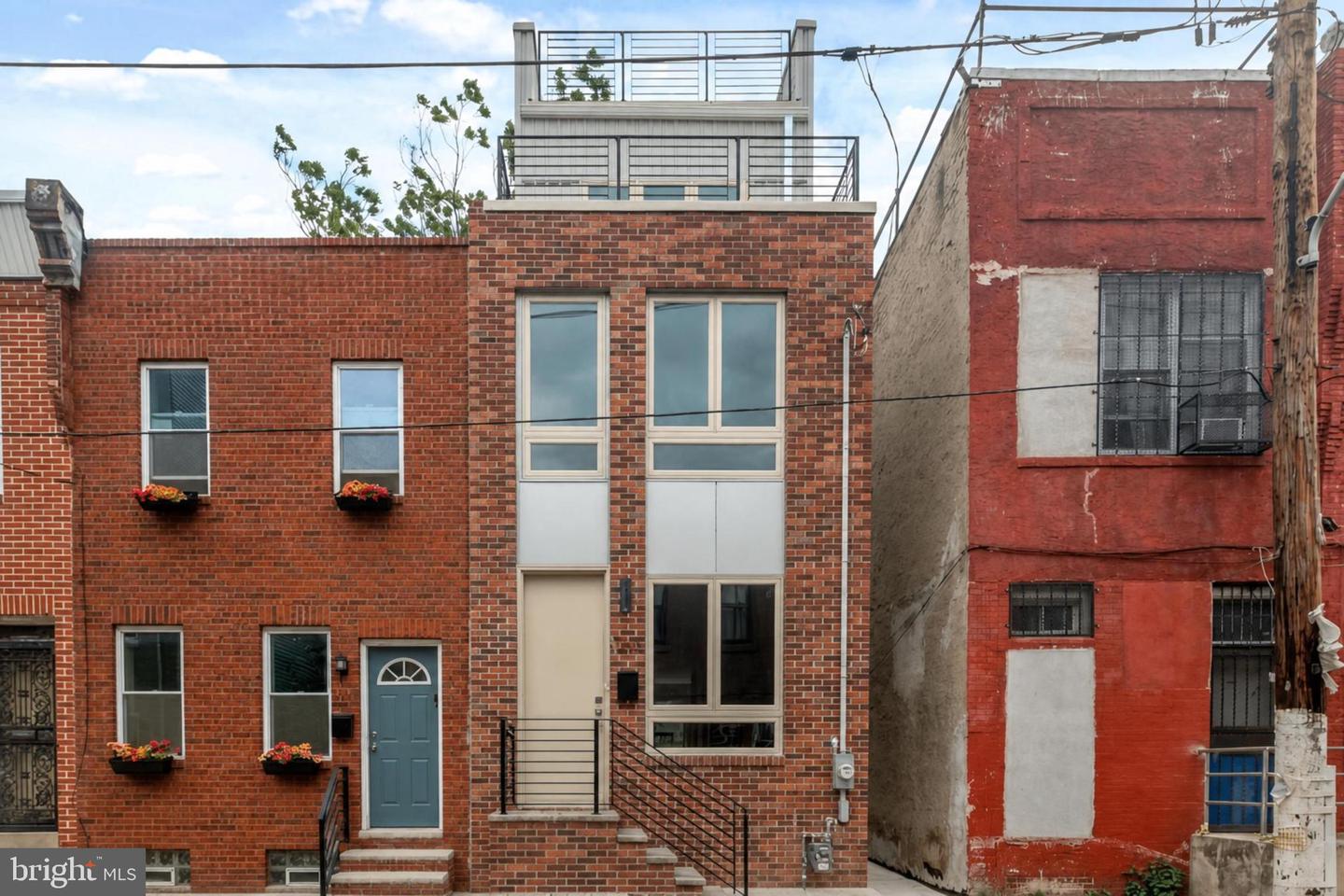2209 Cross St Property Photo 1