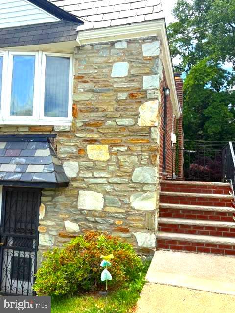 6410 Boyer St Property Photo 2