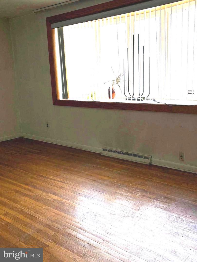 6410 Boyer St Property Photo 11