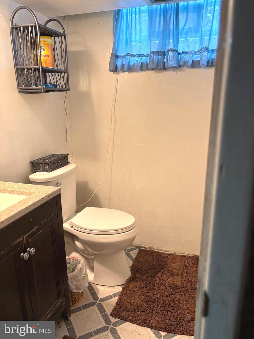 6410 Boyer St Property Photo 24