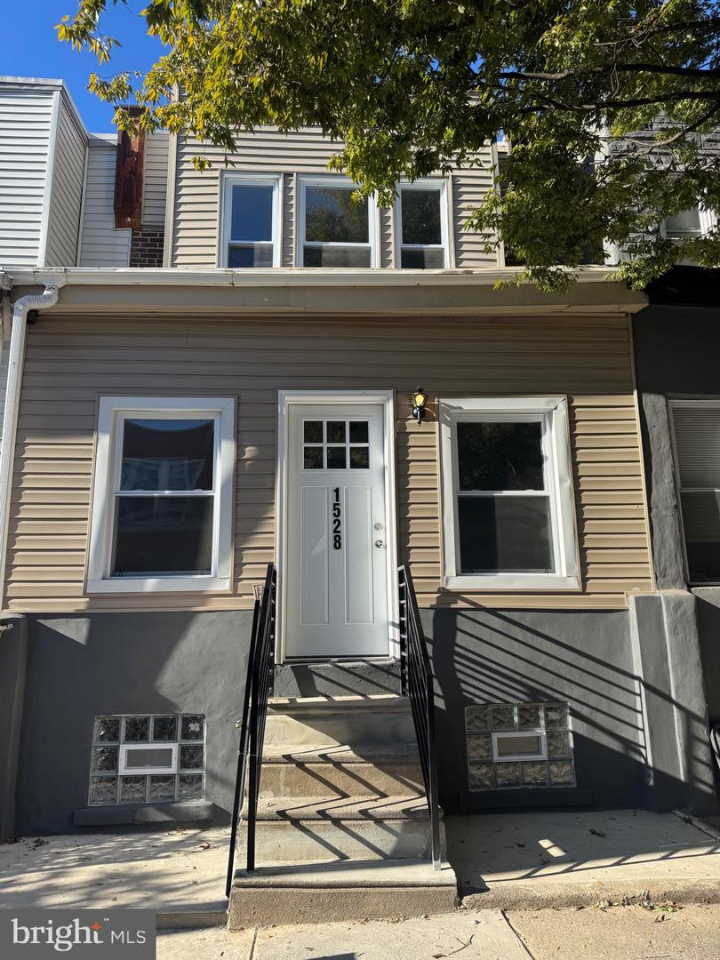 1528 S VOGDES ST Property Photo 1