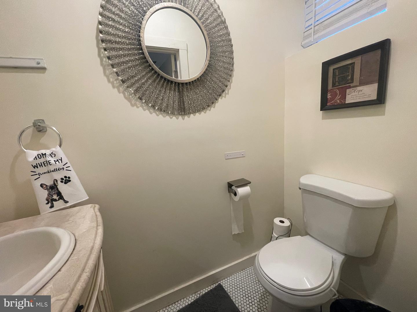 2343 Fernon St Property Photo 11