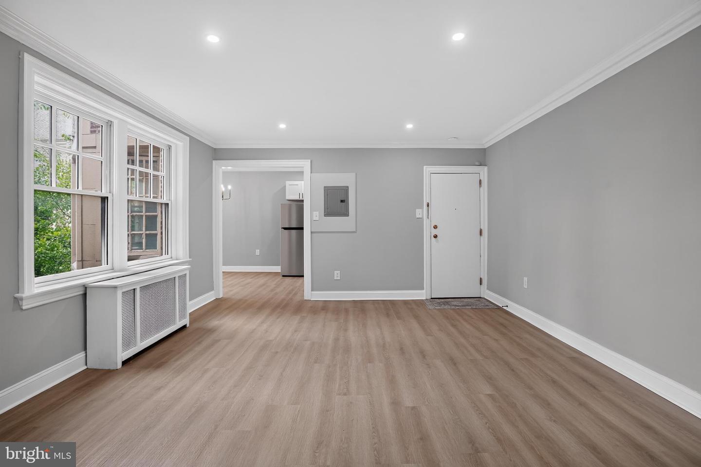 4637 Pine St #d410 Property Photo 5