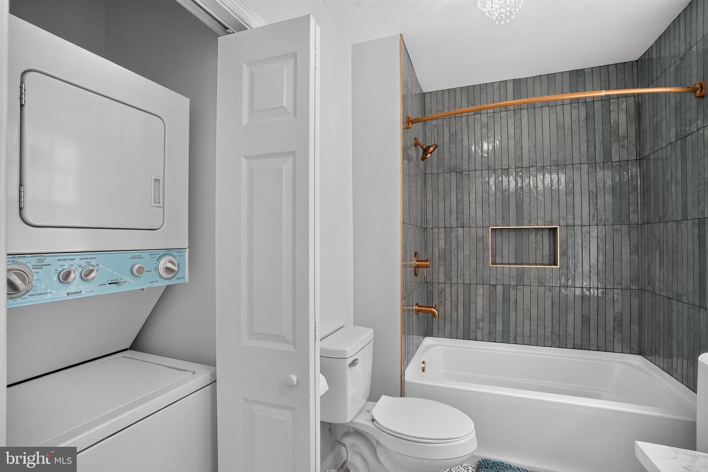 4637 Pine St #d410 Property Photo 20