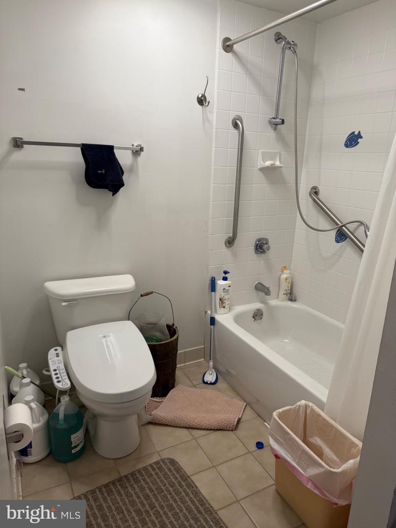 1100 Vine St #p104 Property Photo 3