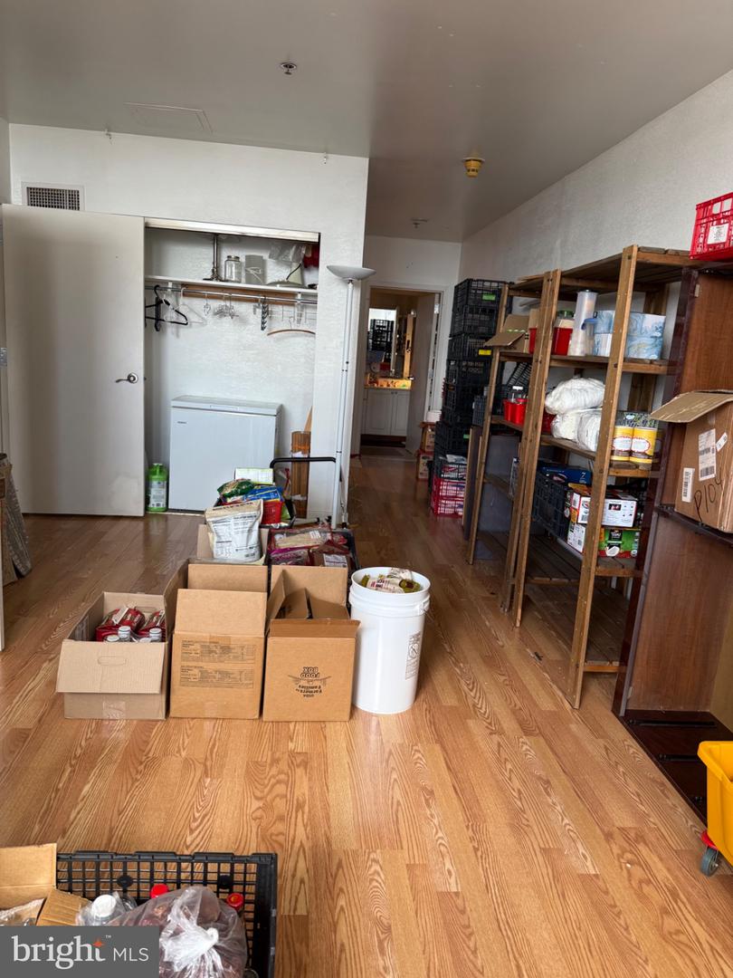 1100 Vine St #p104 Property Photo 6