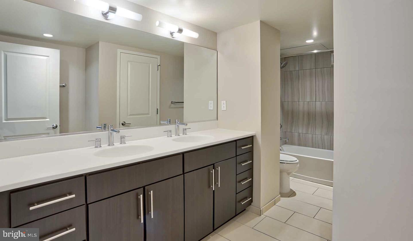1815 John F Kennedy Blvd #1402 Property Photo 20