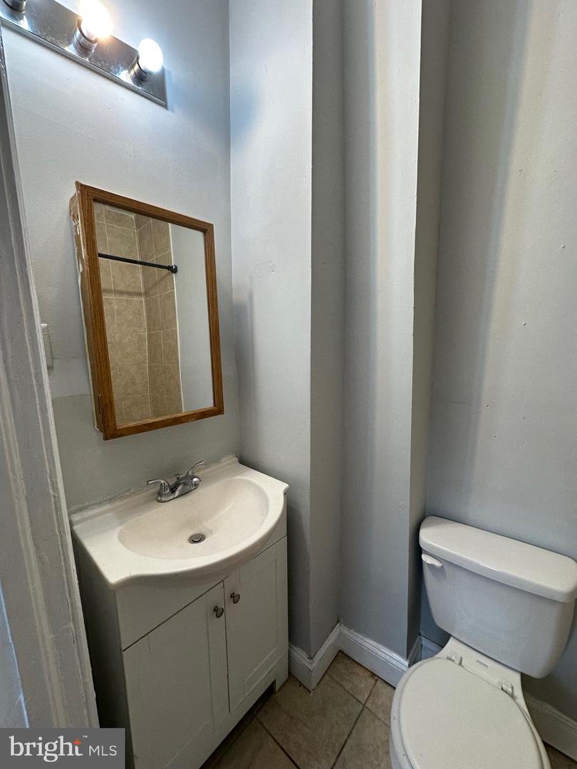 5900 Pine St Property Photo 7