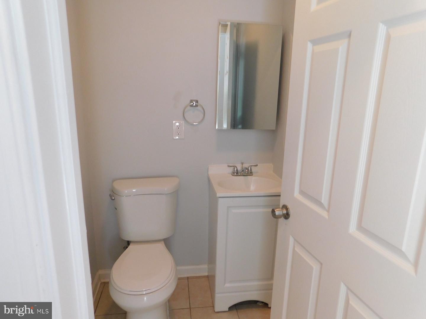2238 W Master St Property Photo 5